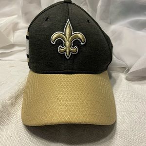 Gently used New Orleans New Era baseball hat.